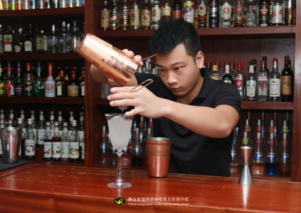 學歷低學調酒行嗎?